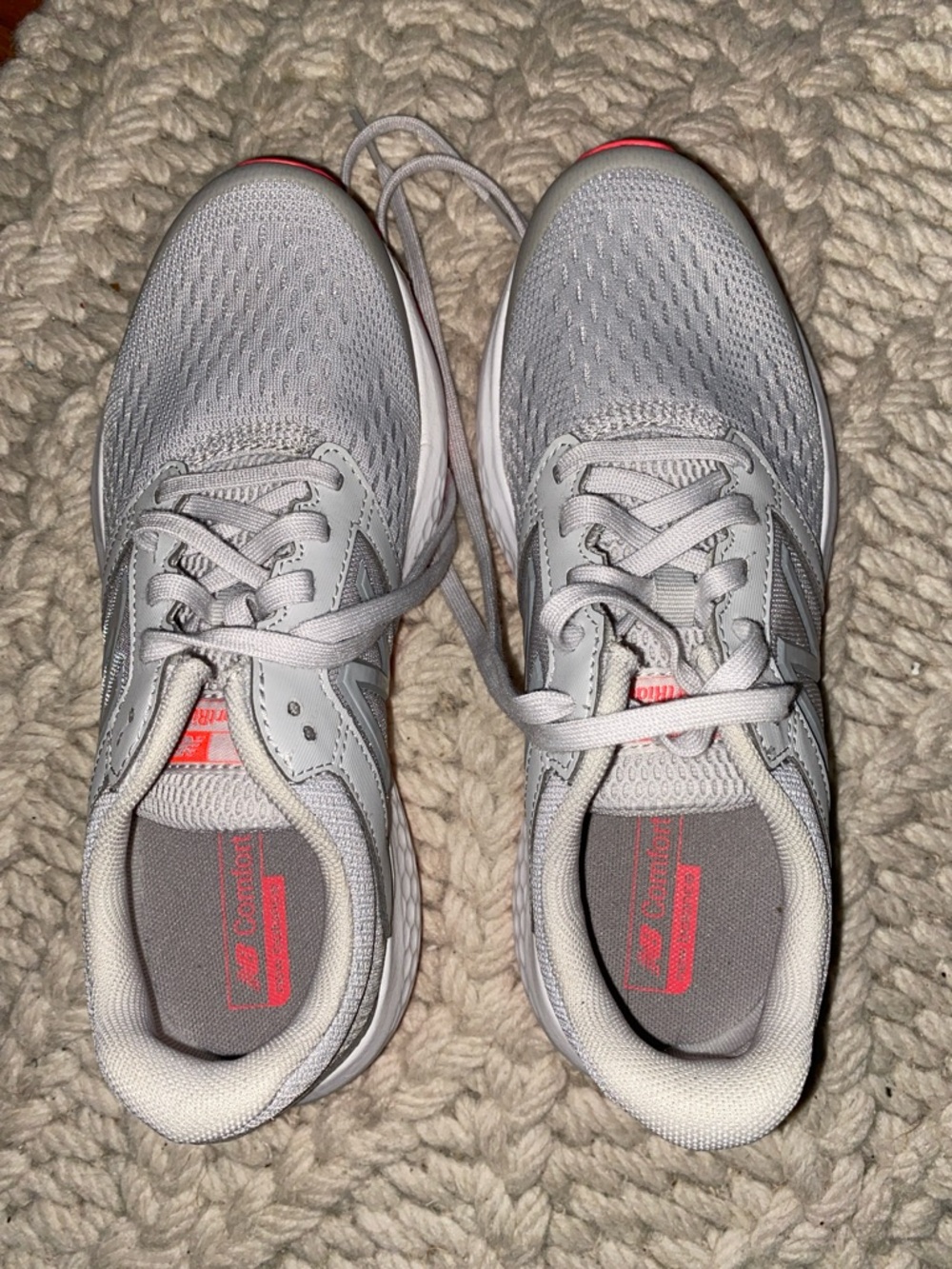 New Balance Light Gray Sneakers with Coral Logo